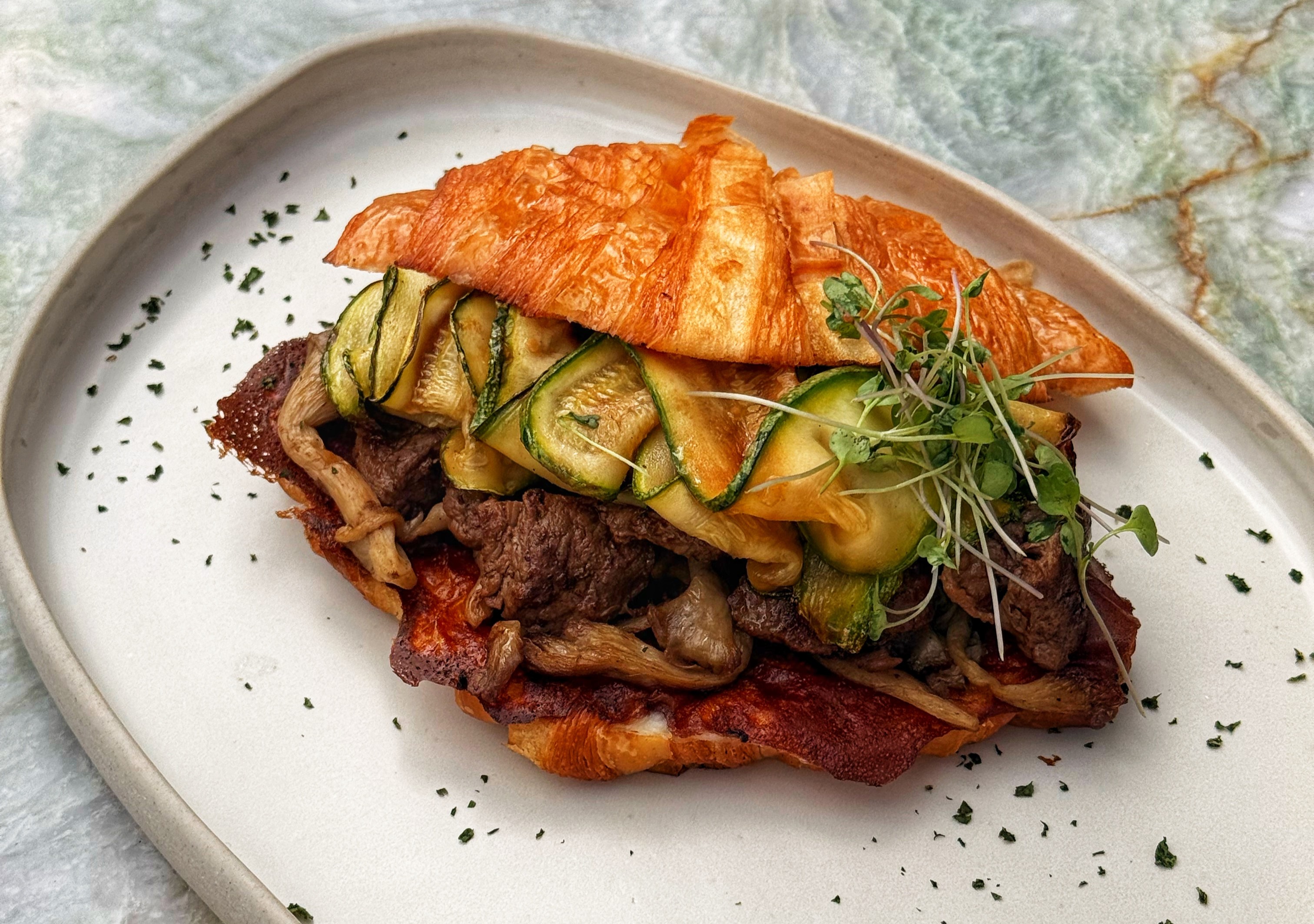 CROISSANT ZINHA